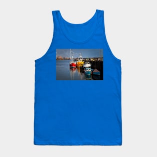 Fishing boats in harbour Tank Top